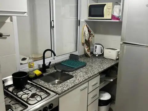 Departamento en Alquiler Temporal en Colegiales, $ 450