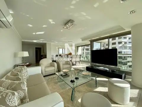 Departamento en Venta de 5 ambientes