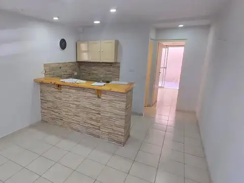 Departamento en Alquiler en Chilavert, $ 500.000