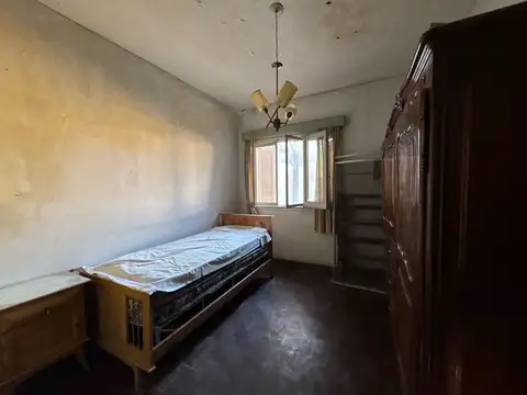Casa 2 ambientes con 1 baño