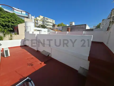 Depto Tipo Casa en Venta 35 años