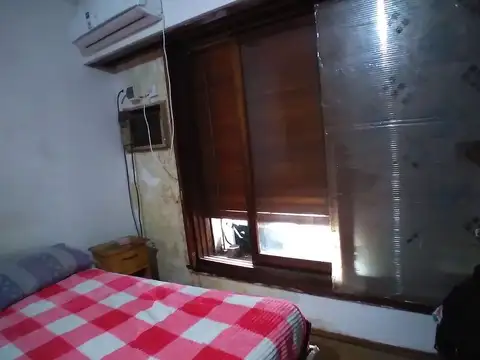 CASA 3 AMB VENTA AVELLANEDA CON COCH PATIO TERRAZA