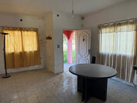 Casa en Venta en Parque Exaltacion, USD 125.000