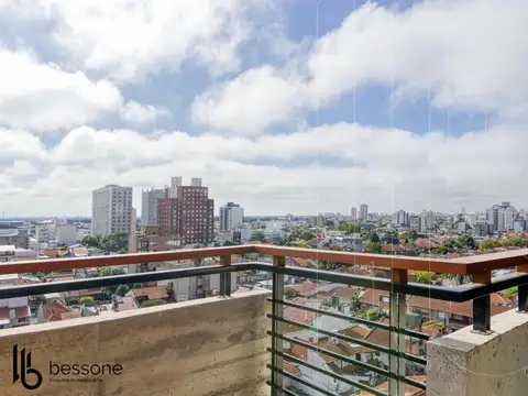 Hipólito Yrigoyen al 4400