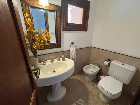 Country el Bosque - Excepcional propiedad con fondo a espacio verde