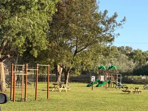 Casa 4 ambientes con 4 baños