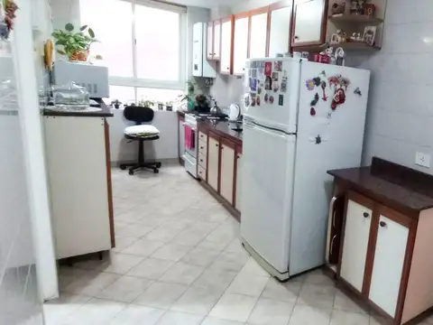 Departamento 3 ambientes con 2 baños