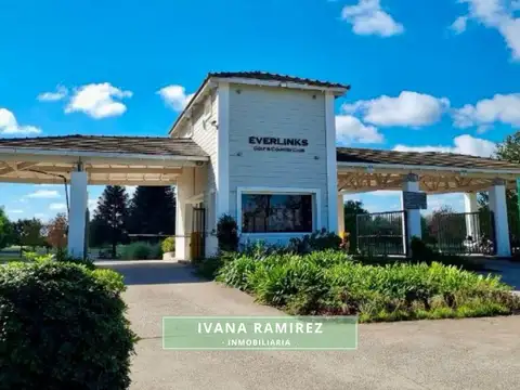 Se vende terreno de 2.000m2 en Everlinks Golf & Country Club