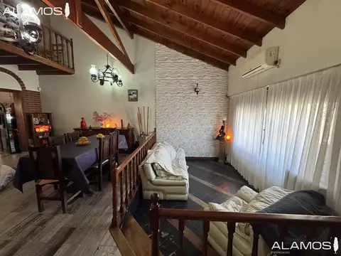 Casa en Venta de 4 dormitorios