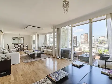 Triplex con terraza. 4 dormitorios. 2 cocheras. Vista a río. Palermo chico