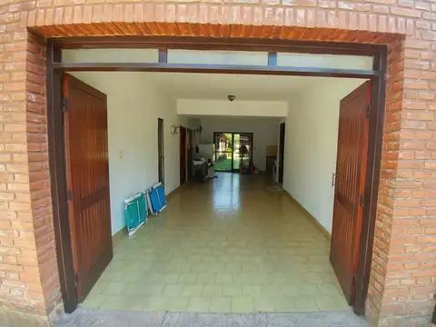 CASA 4 AMBIENTES VENTA PASO DEL REY