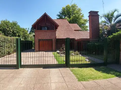 CASA 4 AMBIENTES VENTA PASO DEL REY