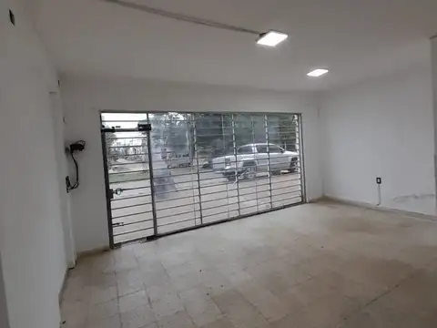 Galpon en Alquiler 9,70  mts Frente