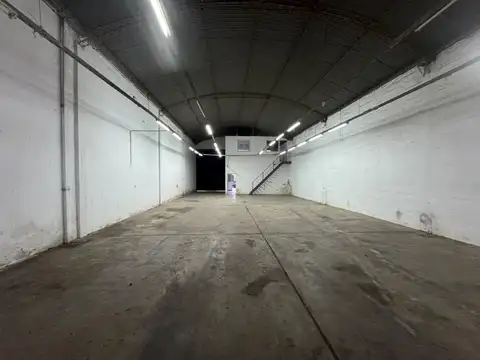 Galpon en Alquiler 23  mts Fondo