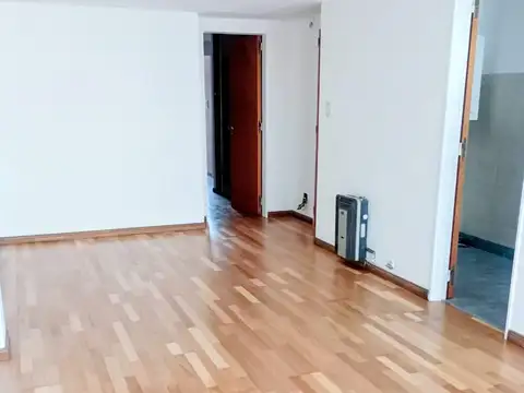 Avenida San Martín 1600, Piso 8