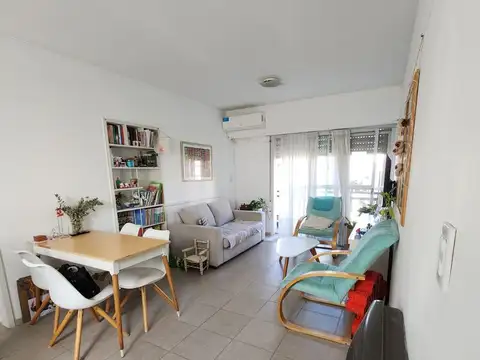2 Dormitorios - Rodriguez 614 -Pichincha.