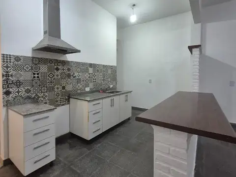 Depto Tipo Casa 3 ambientes con 1 baño