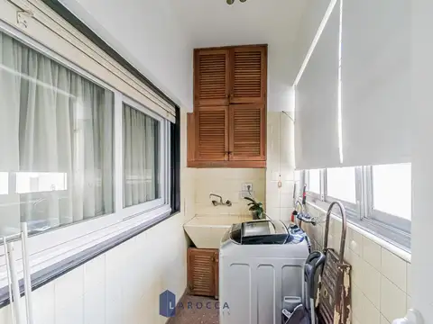 VENTA - DEPARTAMENTO -  COLEGIALES - 4 AMBIENTES - COCHERA - BALCON
