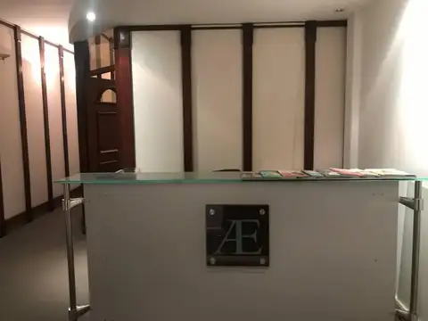 Oficina en Venta con Renta. Increíble vista sobre Av. 9 de Julio