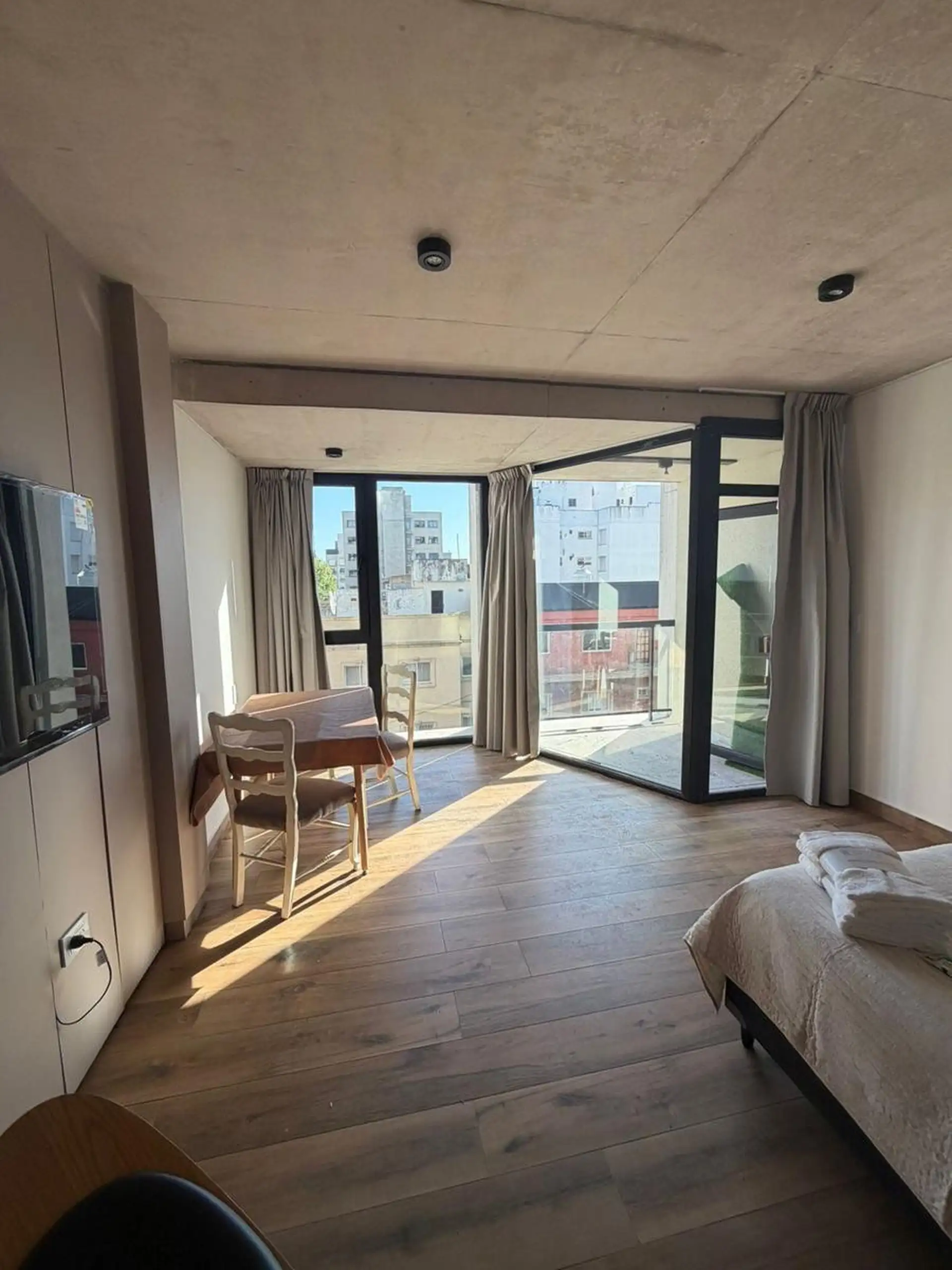 Venta Monoambiente a Estrenar .Zona Guemes