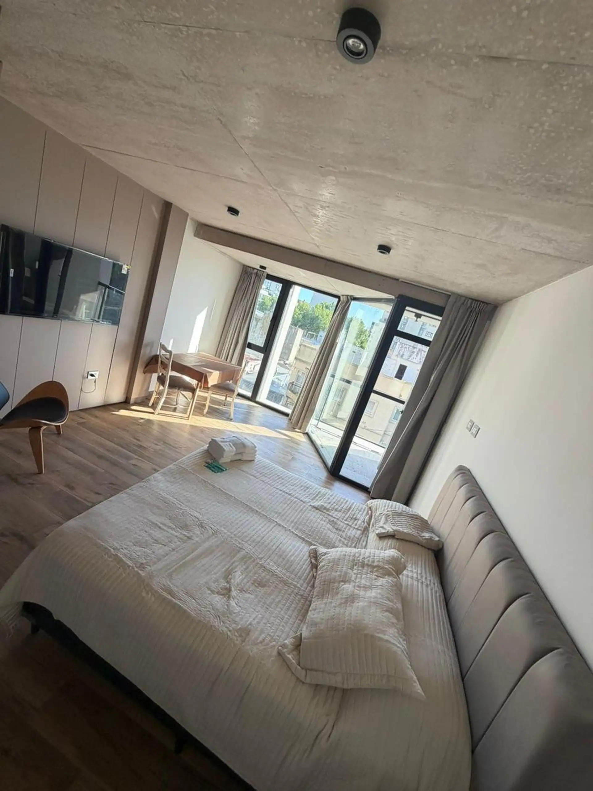 Venta Monoambiente a Estrenar .Zona Guemes