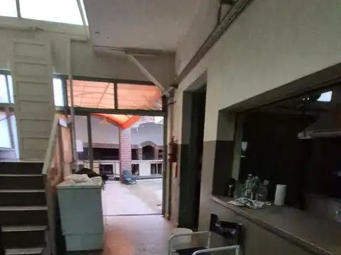 Local en Venta 60 años