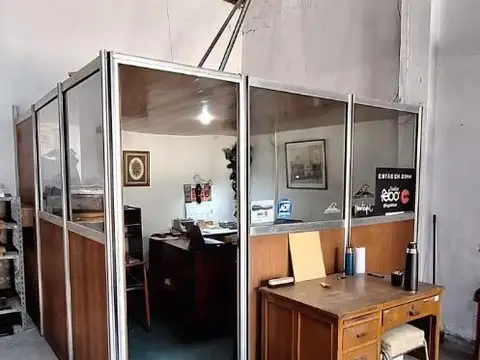 Oportunidad galpón y vivienda  