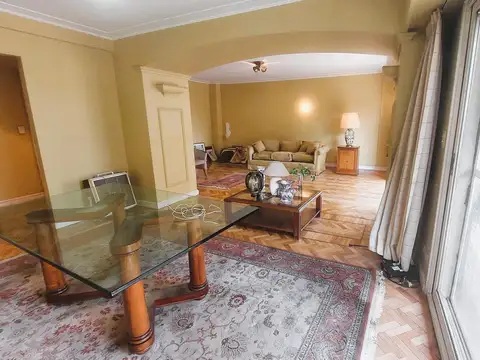 Retiro - Esmeralda y Arroyo