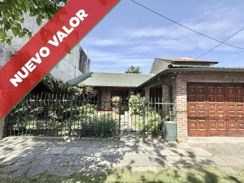 Chalet 4 ambientes en planta baja en excelente ubicación.