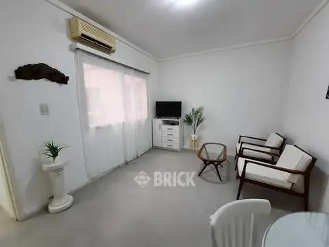 (AMOB Y EQUIP) AV. PUEYRREDON AL 1700 - TODO A NUEVO APTO PROFESIONAL