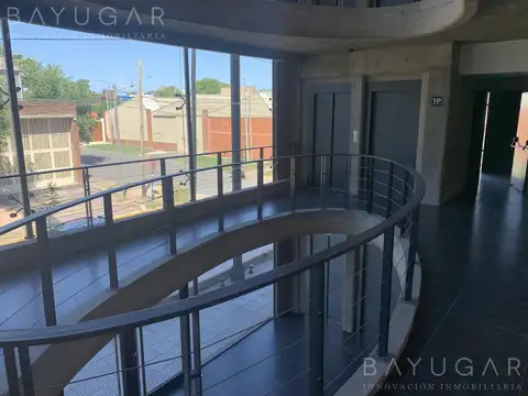 Oficina en Alquiler al Este