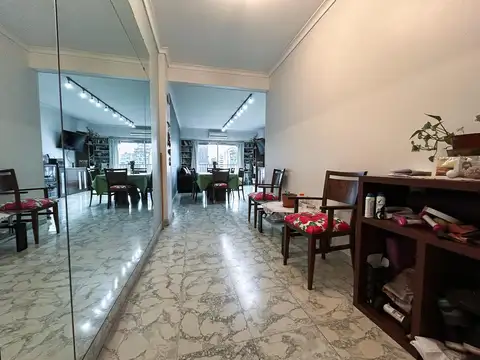 Departamento en Venta en Balvanera, USD 215.000