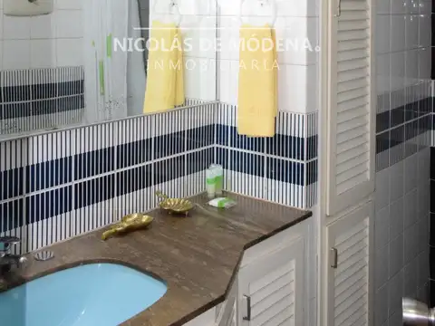 Vende monoambiente en Peninsula Punta del Este.