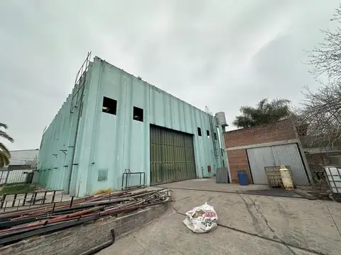 Galpon en Alquiler 30  mts Frente