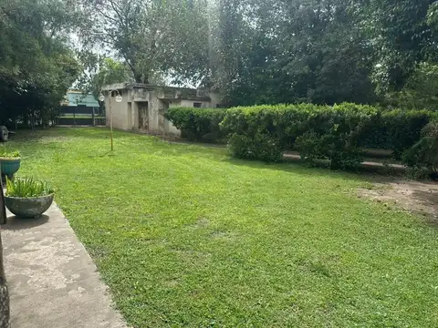 Avenida Rivadavia 300