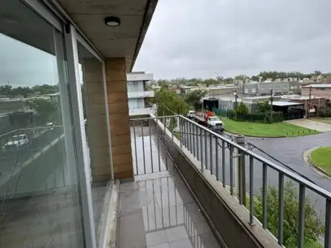 Amplio departamento de 1 dormitorio