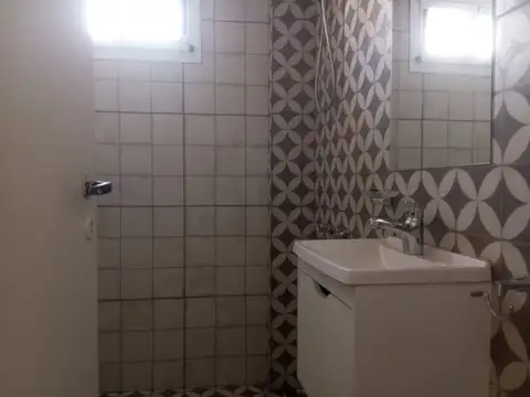 VENTA DEPTO 3 AMB.  ZONA COMERCIAL DE MATADEROS