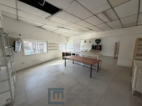 Planta en esquina de 160 m2 Apto profesional y comercial en Superí y Balbin