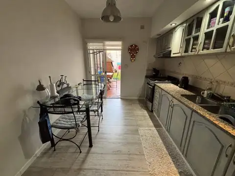 VENTA DUPLEX 4 AMBIENTES RAMOS MEJIA