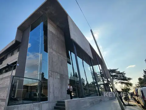 Alquiler Oficina - Pilar