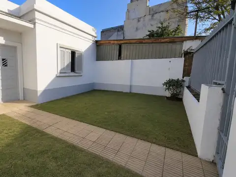 Abdón García 4500
