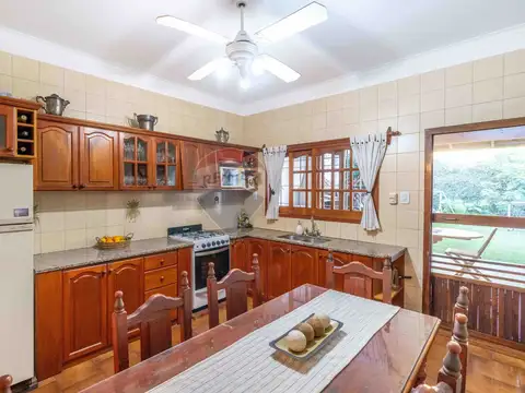 Guillermo Marconi 900