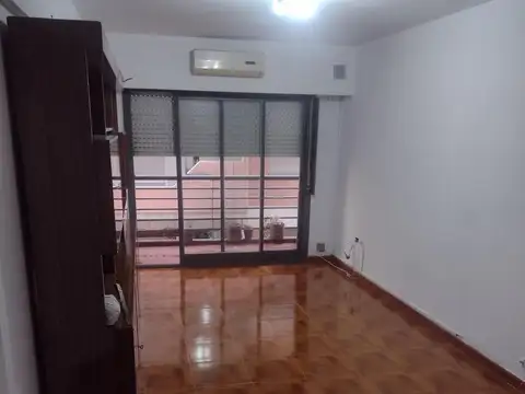 Departamento en Alquiler en Ramos Mejía, $ 520.000