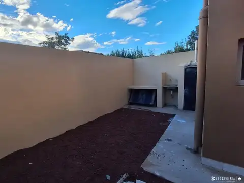 Depto Tipo Casa en Venta de 2 dormitorios