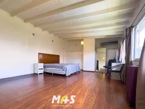 Casa 6 ambientes con 4 baños