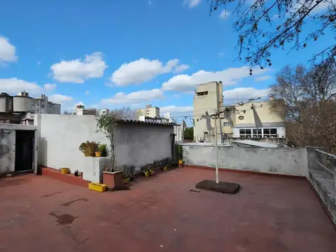 Depto Tipo Casa en Venta de 5 ambientes