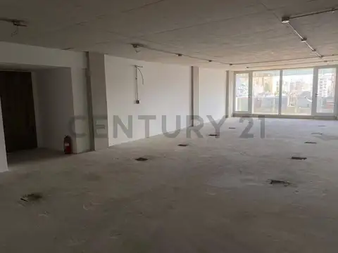 Oficina en Venta con 1 cochera