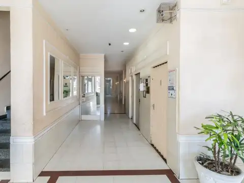 Avenida Rivadavia 14340 , Piso 2