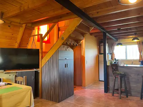 Casa 3 ambientes con 1 baño