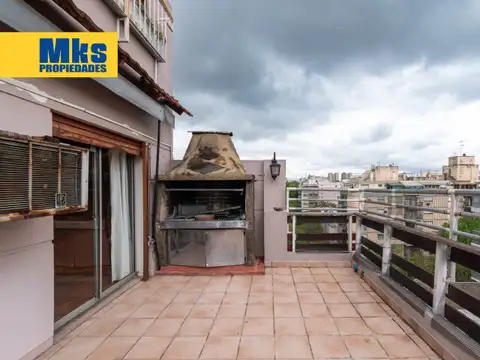 Departamento 6 ambientes con 2 baños
